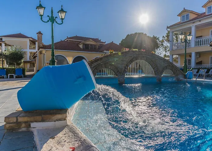 Elpida Hotel