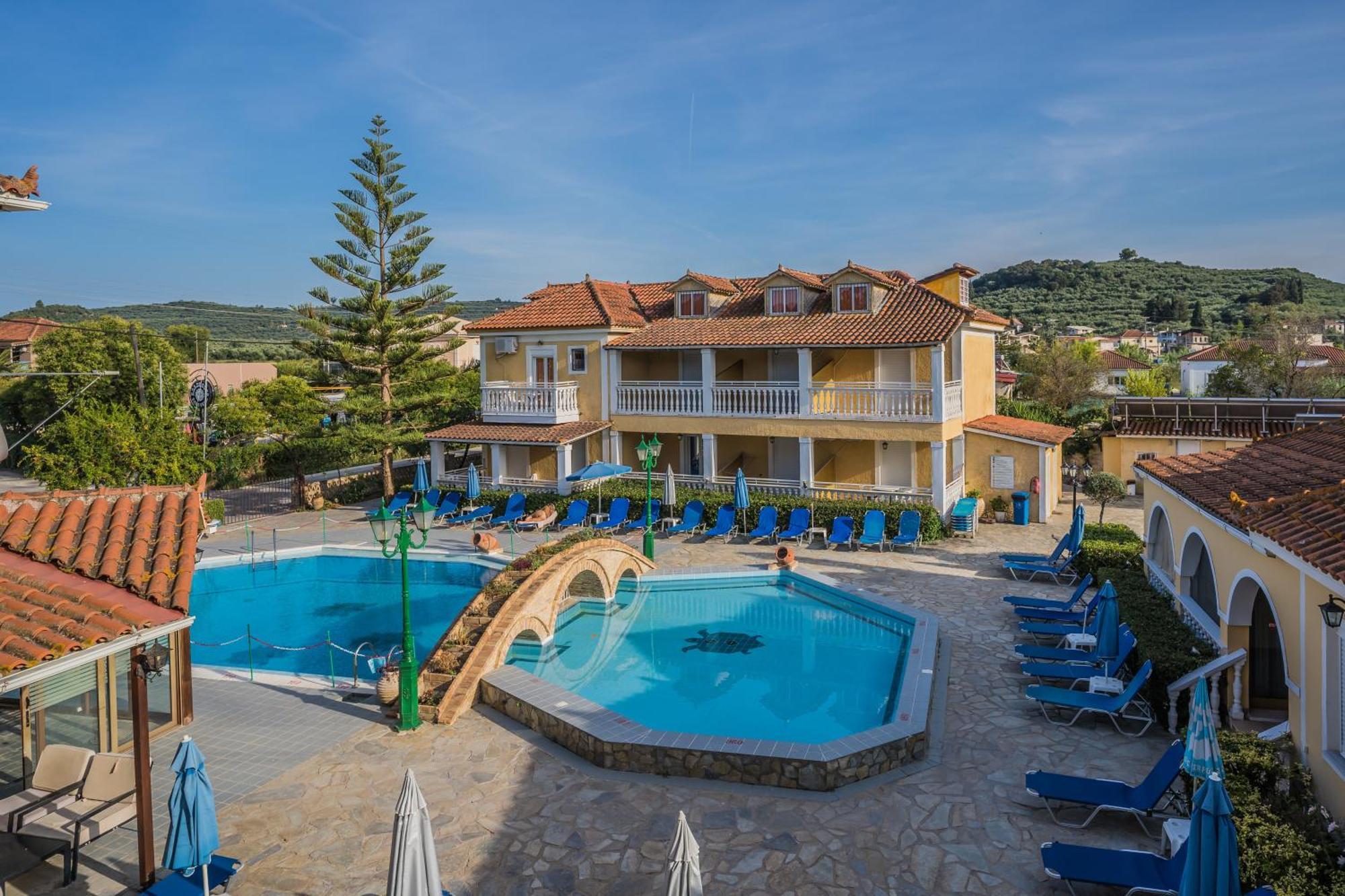 Aparthotel Elpida 2*