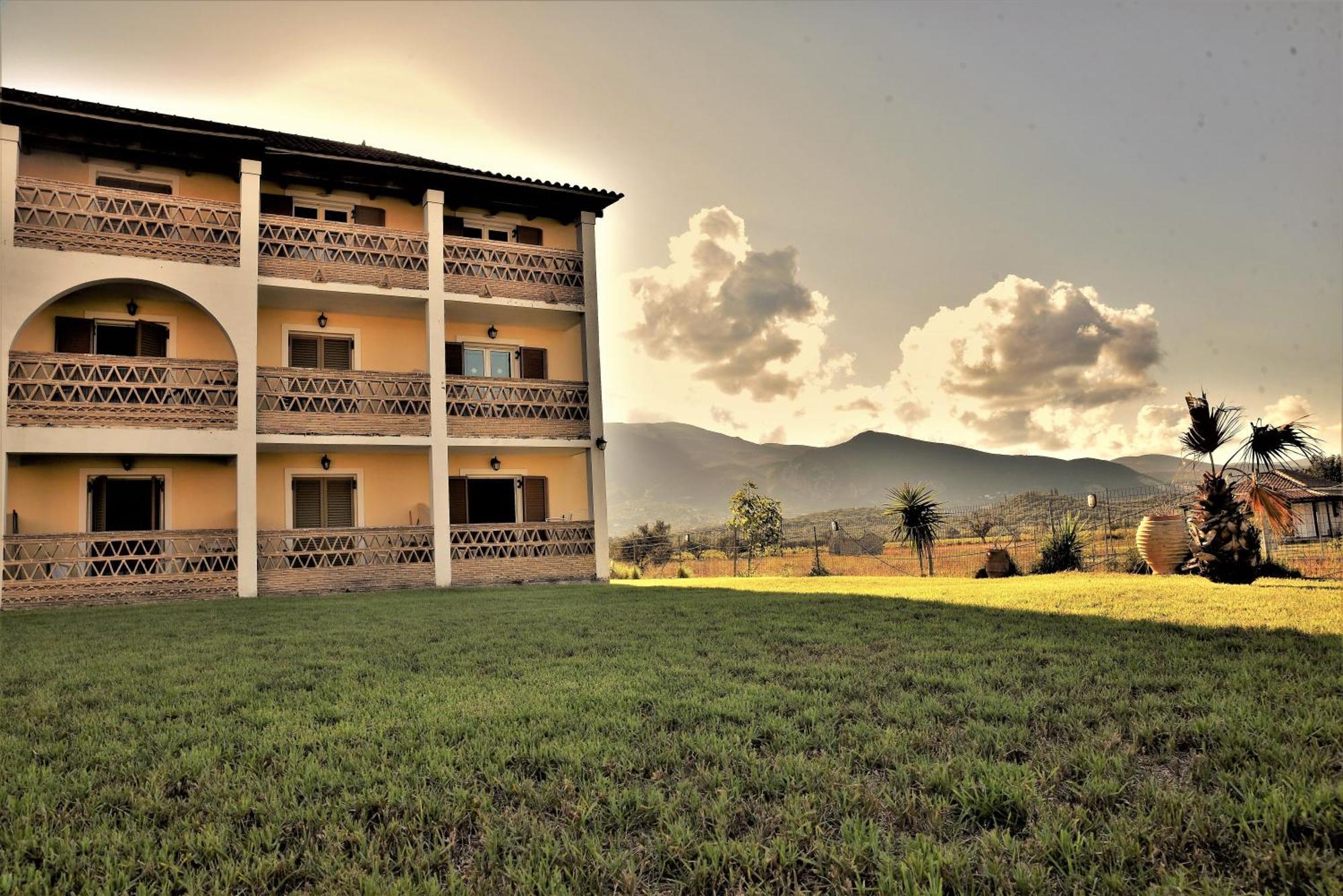 Elpida 2* Alykanas (Zakynthos)